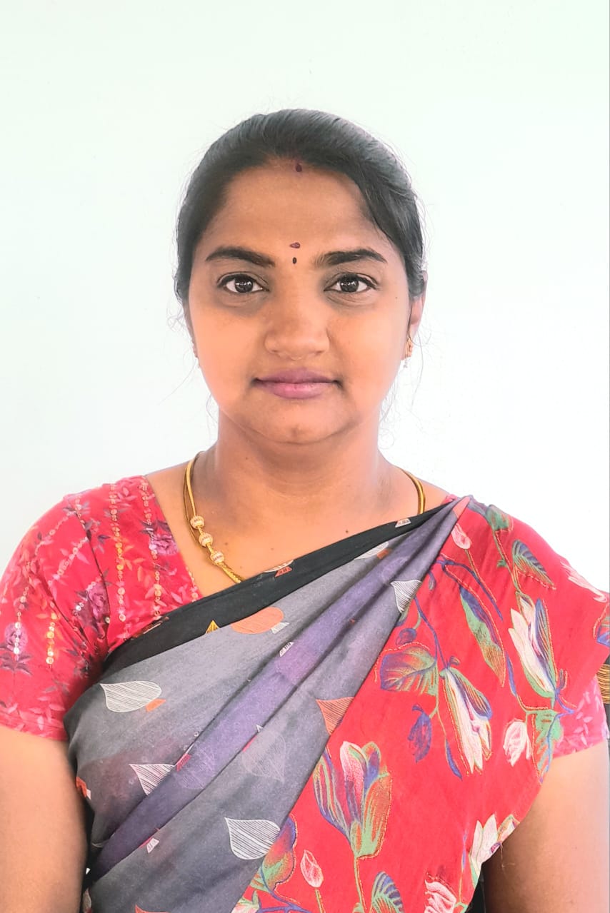 Meena Sundari - Primary teacher placed in Erode